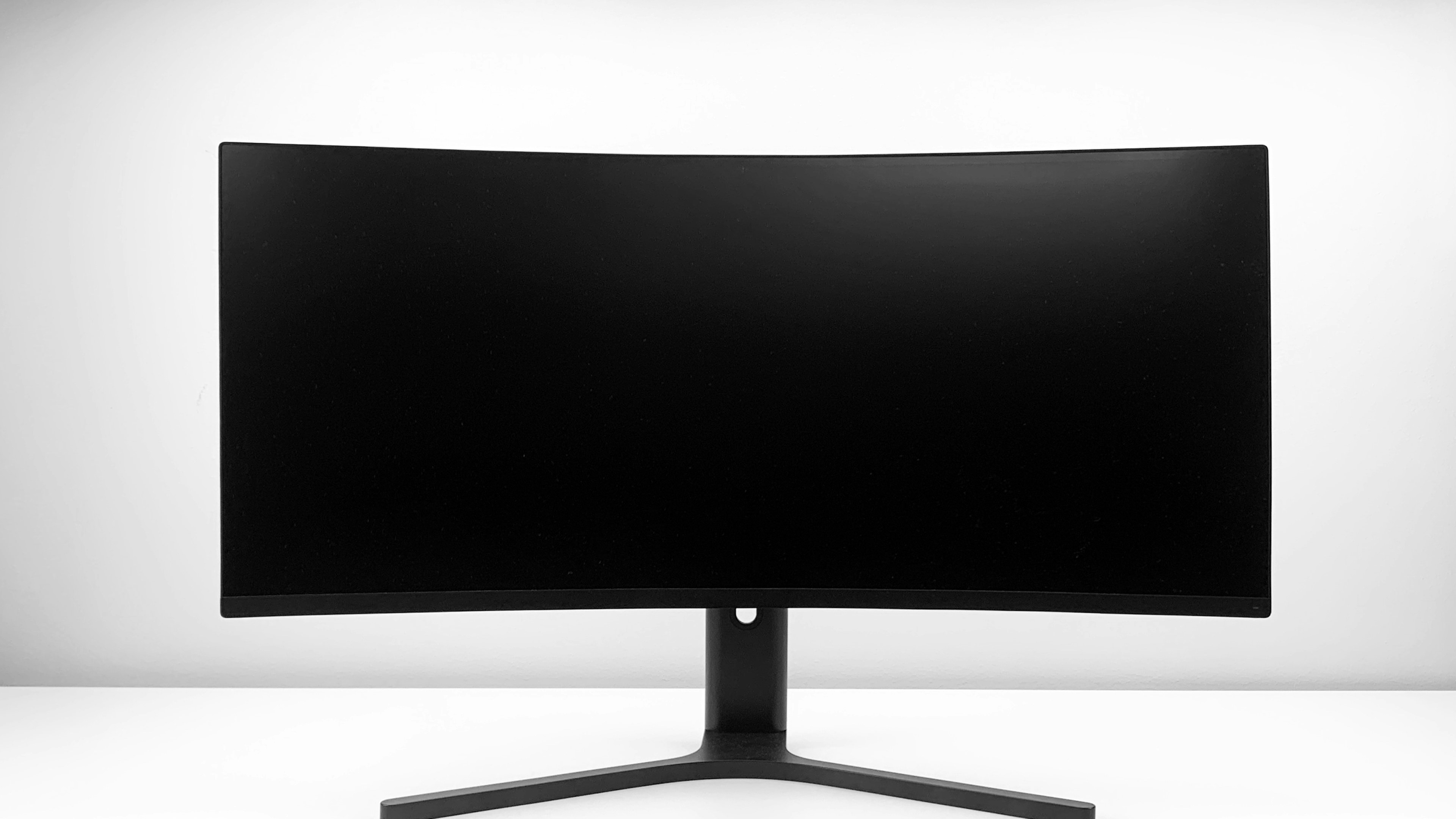 Bureau informatique organisé